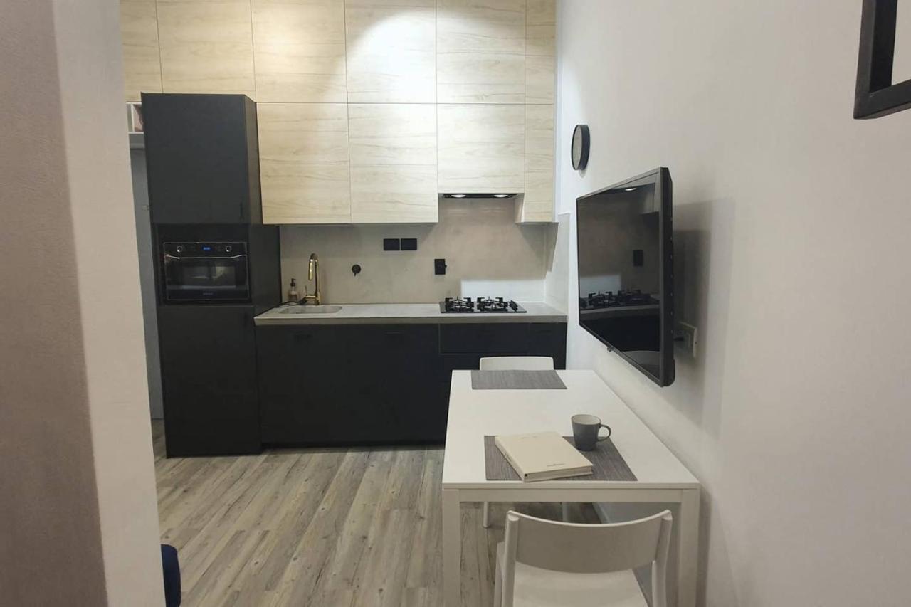 Joivy Heart Of The City 1 Bed Apt Near Castle Belvedere Genua Exteriör bild